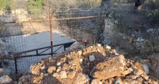 مستوطنون يقتحمون كفر نعمة غرب رام الله ويغلقون مدخل مزرعة