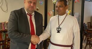 السفير إيهاب الطري يطلع رئيس أساقفة الكنيسة الإنجيلكية في سريلانكا على آخر التطورات السياسية