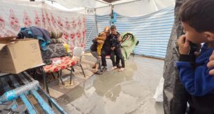 الأمطار الغزيرة تٌغرق خيام النازحين في خانيونس جنوب قطاع غزة