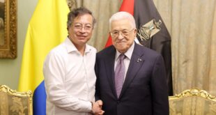 الرئيس محمود عباس يجتمع مع نظيره الكولومبي غوستافو بيترو