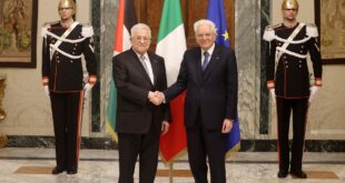 الرئيس محمود عباس يجتمع مع نظيره الإيطالي