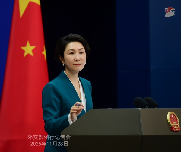 الخارجية الصينية تقدم إحاطة بشأن نسخة منقحة من "ملخص دراسة حول فكر شي جين بينغ بشأن الدبلوماسية"
