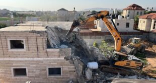 الاحتلال يهدم منزلا مأهولا في قرية الولجة غرب بيت لحم