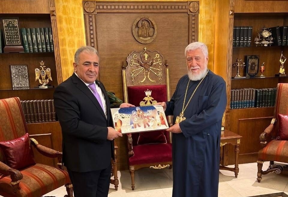 سفير فلسطين لدى لبنان محمد الأسعد يلتقي كاثوليكوس بيت كيليكيا للأرمن الأرثوذكس وبطريرك بيت كيليكيا للأرمن الكاثوليك