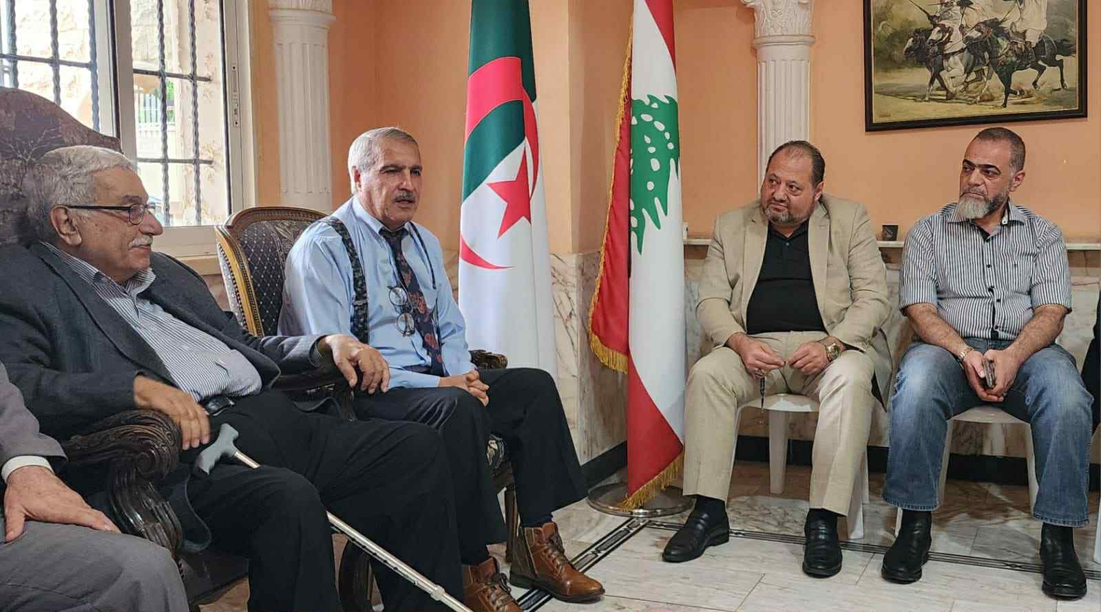 أمين سر حركة فتح إقليم لبنان رياض أبو العينين يزور السفارة الجزائرية في بيروت