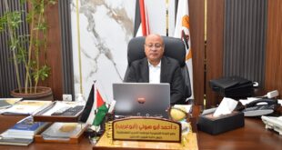 أحمد أبو هولي