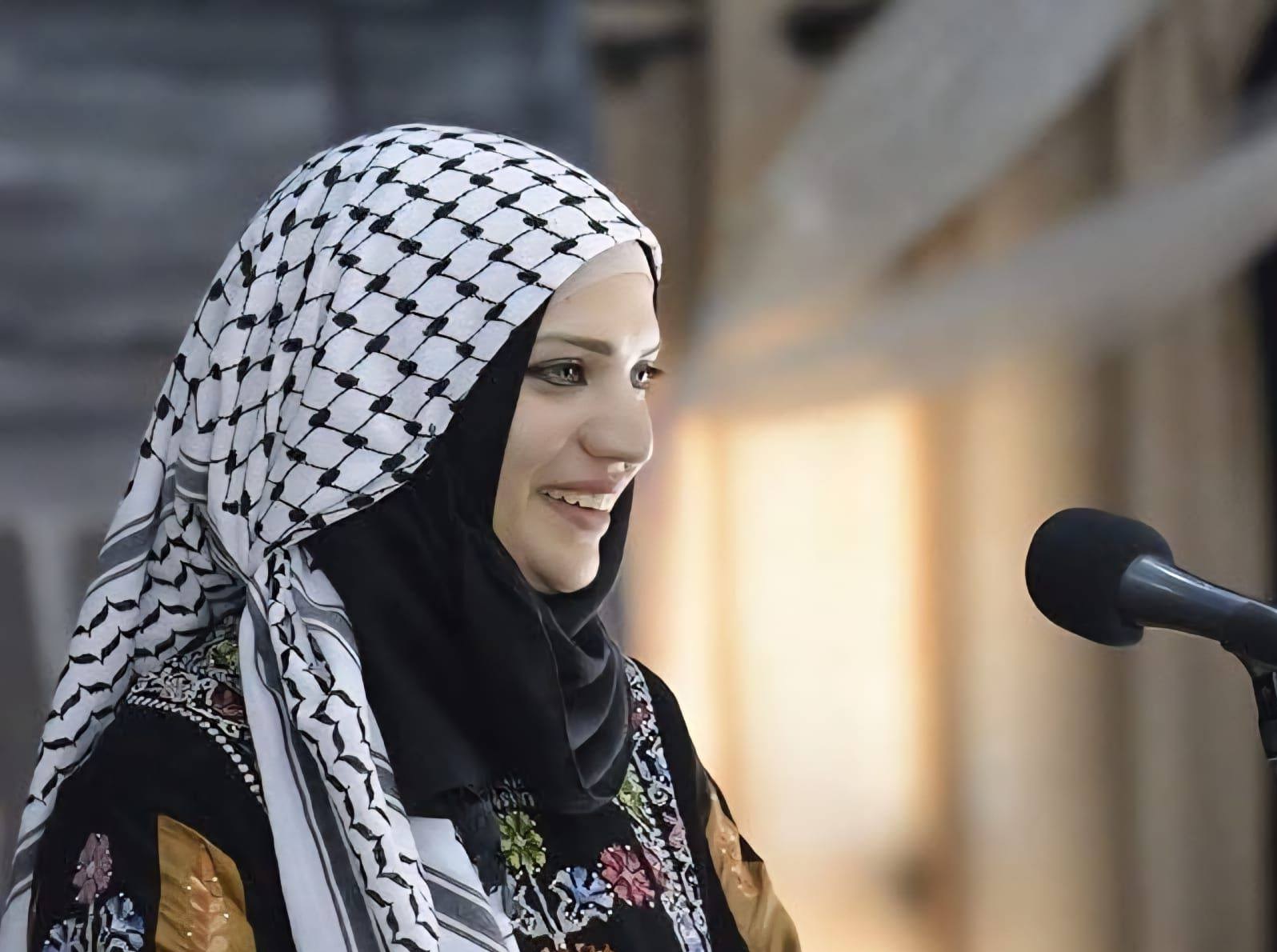 الثقافة الرقمية ودورها في تطوير مناهج الدراسات الاجتماعية لبناء وعي مجتمعي معاصر ، بقلم: الدكتورة سارة محمد الشماس