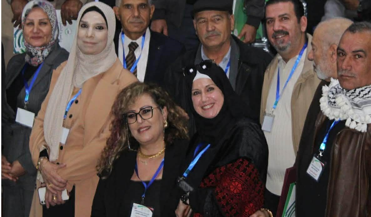 الخليل تحتفي بأبنائها… ود. منى أبو حمدية تُشارك في إرث الشاعر عزّ الدين المناصرة