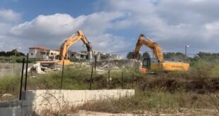 الاحتلال يهدم ويجرف متنزها في القبيبة شمال غرب القدس