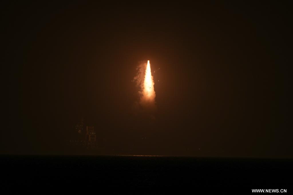 الصين تطلق بنجاح أقمارا اصطناعية تجريبية جديدة