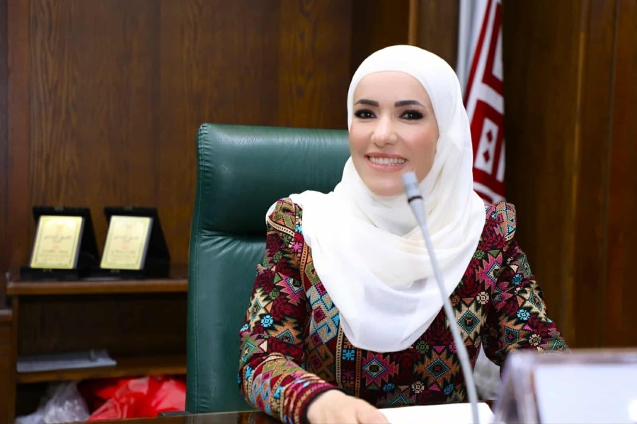 القمة تتّسع للجميع… والجمال يسكن القلوب التي تُحب الخير لغيرها