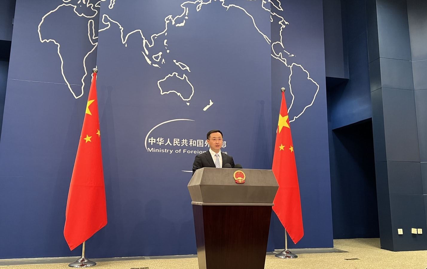 الخارجية الصينية : الصين تأمل أن يوفر الاتحاد الأوروبي بيئة نزيهة وقابلة للتنبؤ للشركات الصينية