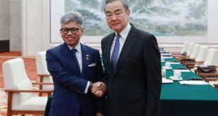 كبير الدبلوماسيين الصينيين يلتقي مسؤولا ماليزيا لبحث التعاون الاستراتيجي الثنائي بين الصين وماليزيا