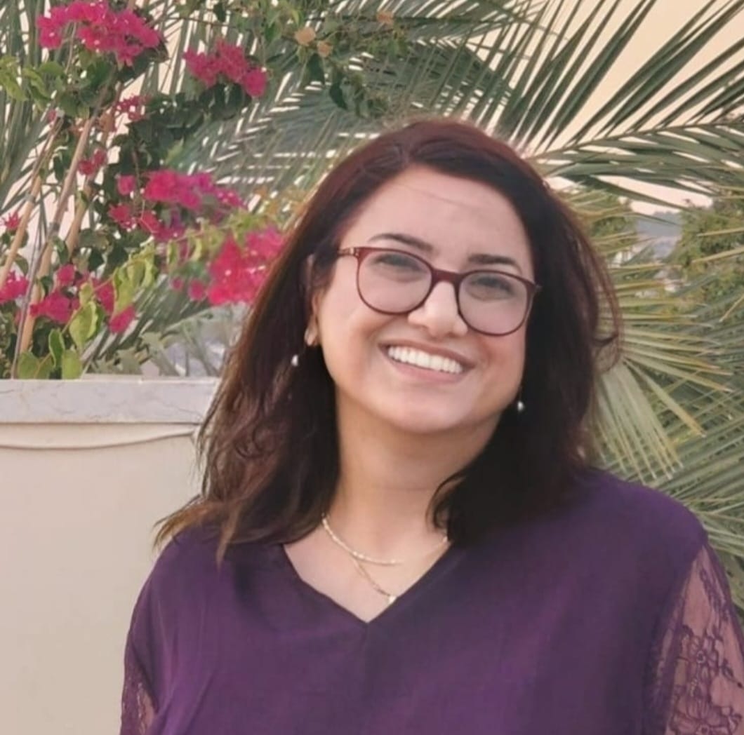 انفاس العصافير المهاجرة ، بقلم : نادية عوض