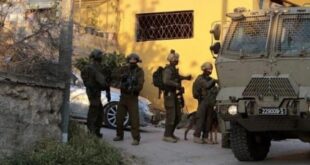الاحتلال يعتقل ثلاثة مواطنين غرب رام الله بينهم طفل