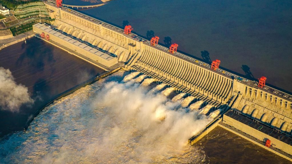 الصين : مشروع الخوانق الثلاثة الصيني يولد 423 مليار كيلوواط ساعي من الطاقة الكهربائية في الأعوام الخمسة الماضية