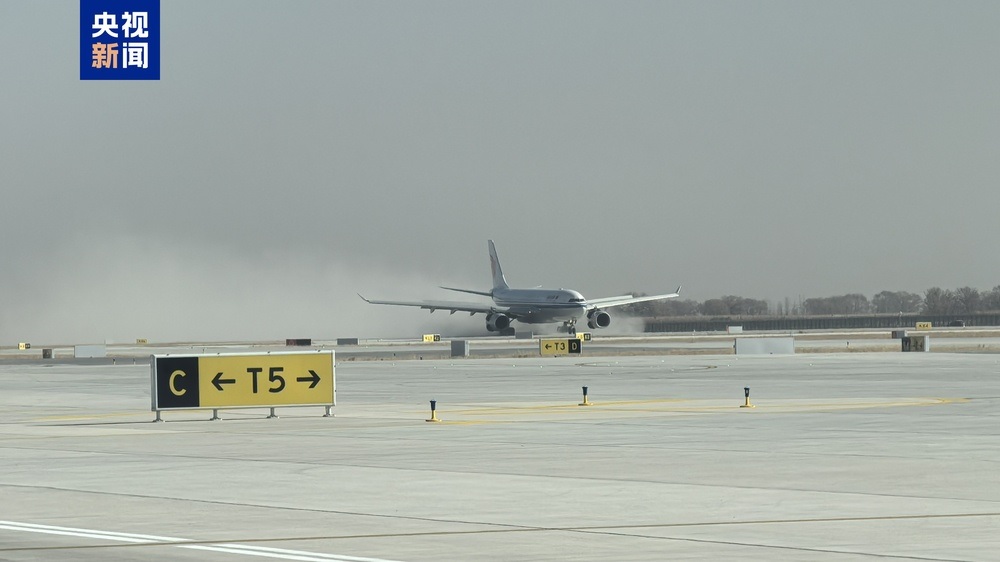 الصين :  مطار جديد من فئة "4 إف" في هوهيهوت يجتاز اختبار الطيران
