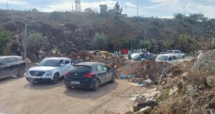 الاحتلال يواصل إغلاق بلدة الزاوية غرب سلفيت بالسواتر التربية لليوم السادس على التوالي