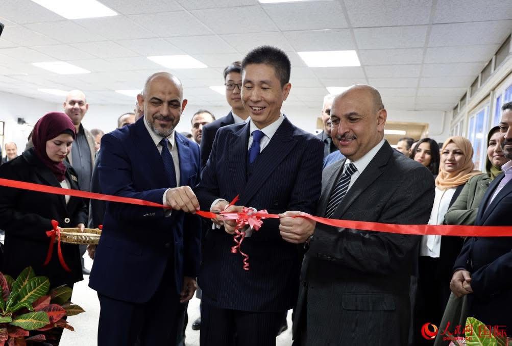 افتتاح قسم اللغة الصينية بجامعة بغداد بحضور السفير الصيني لدى العراق تسوي وي