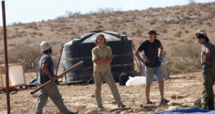 مستوطنون يخربون غرفة زراعية في كفر الديك