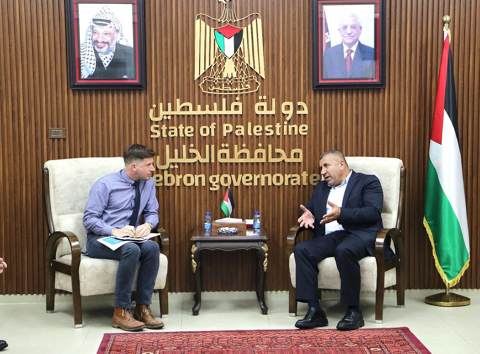 محافظ الخليل يستقبل وفداً من برنامج الغذاء العالمي ويبحث معه احتياجات المحافظة
