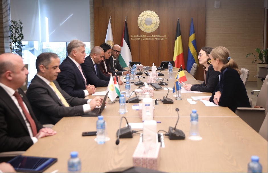 محافظ سلطة النقد يحيى شنّار يطلع القنصلين البلجيكي والسويدي على آخر تطورات القطاع المصرفي