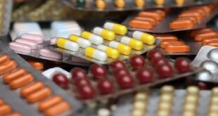 6 مكملات غذائية شائعة قد تضر بالكبد