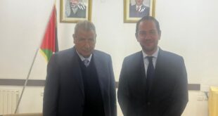 رمزي خوري يطلع القنصل العام الفرنسي على جهود حماية المقدسات المسيحية في فلسطين