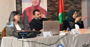 المثقف والمفكر محمد نبيل كبها يُقدّم ويُحاور الكاتبة ريم غانم في بلدية البيرة