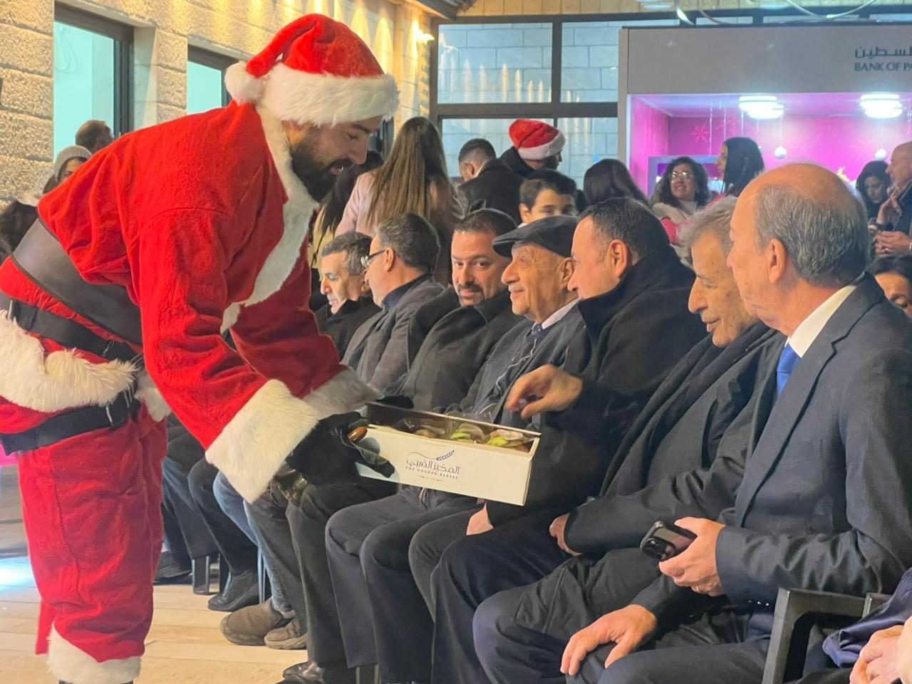 افتتاح سوق الميلاد في مؤسسة العمل الكاثوليكي ببيت لحم