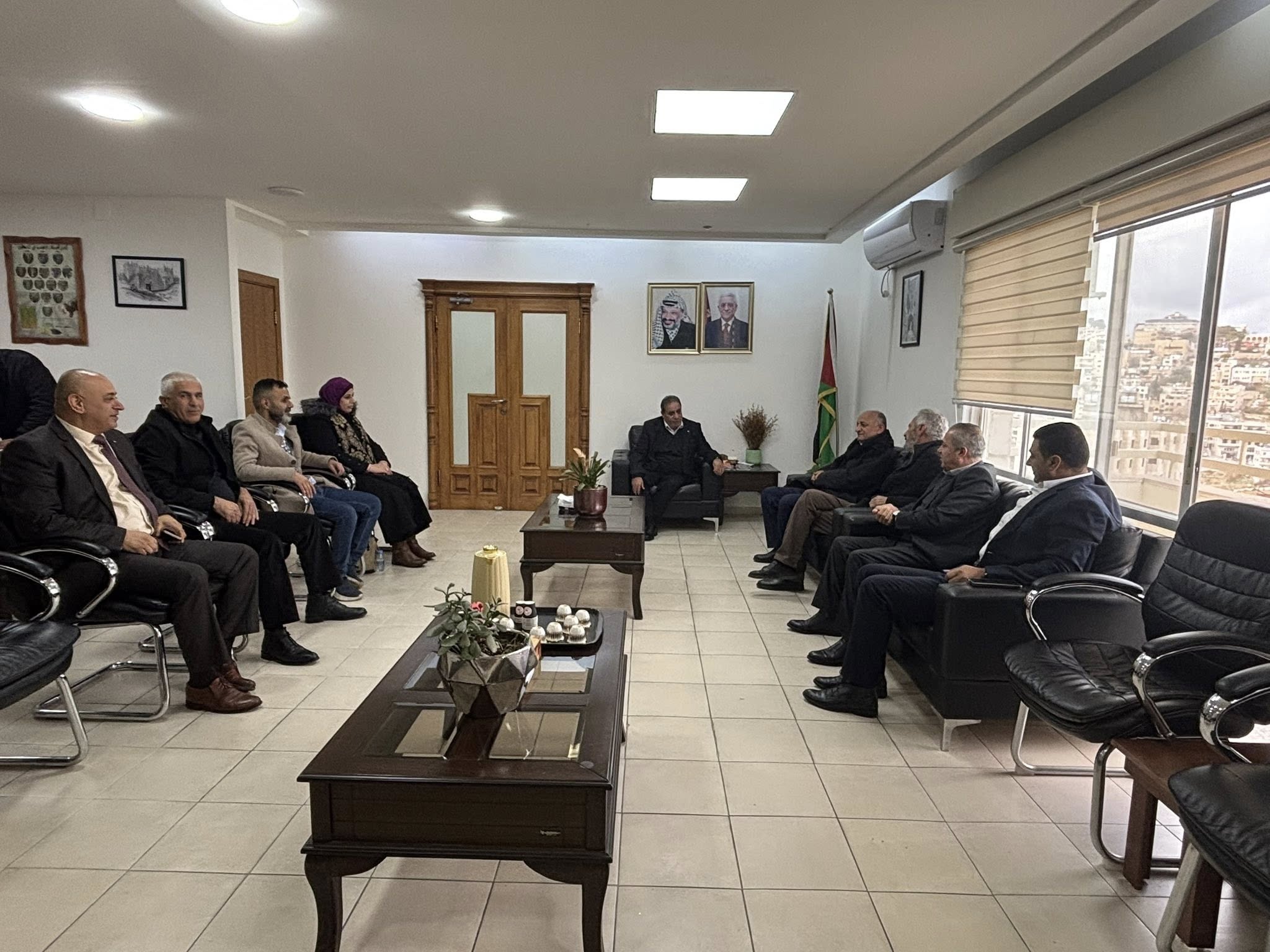 المحافظ أبو عليا يلتقي بلدية بيت فجار ويطّلع على أبرز التحديات