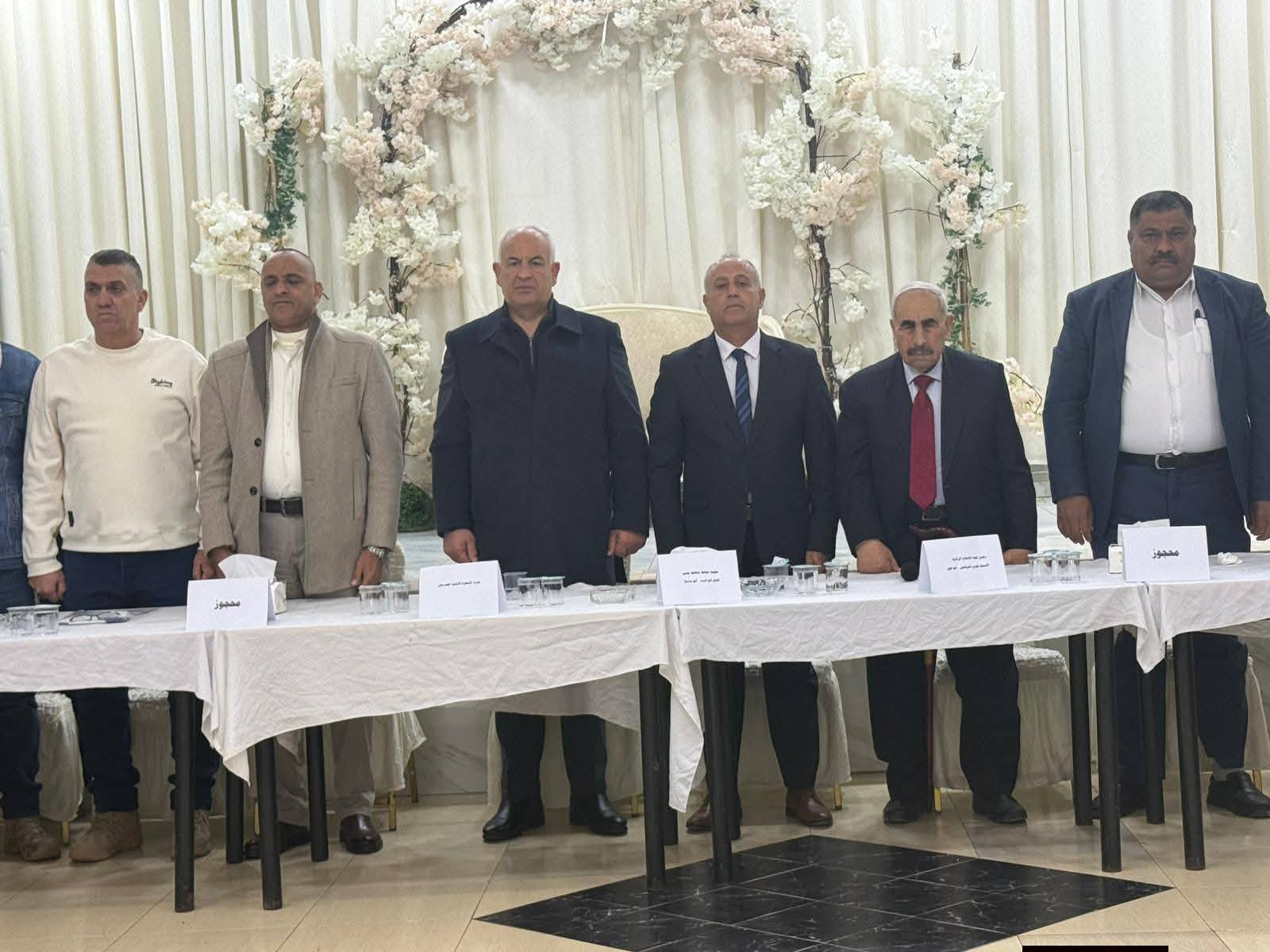 التوجيه السياسي يشارك في توقيع صك صلح وتسامح بين آل حويل وآل جلبوش 
