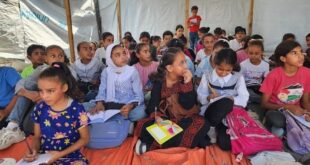 الأونروا تعيد بناء مساحات تعلّم بديلة للأطفال في غزة