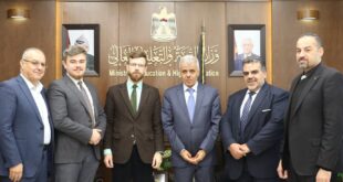 وزير التربية والتعليم أمجد برهم يلتقي مدير البيت الروسي في فلسطين تيموفي بوكوف