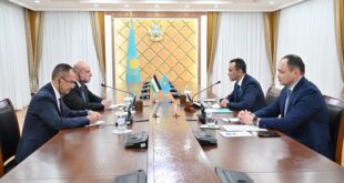 محمود الهباش يطلع رئيس مجلس الشيوخ في كازاخستان على تطورات الأوضاع في فلسطين