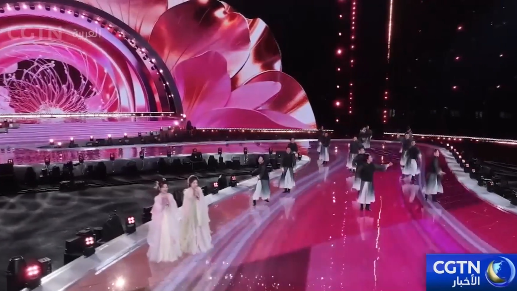 مجموعة الصين للإعلام تنظم حفلا خاصا عشية رأس السنة الجديدة لاستقبال عام 2026