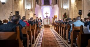 رمزي خوري يشارك في قدّاس عيد الميلاد في كنيسة الميلاد الإنجيلية اللوثرية في بيت لحم