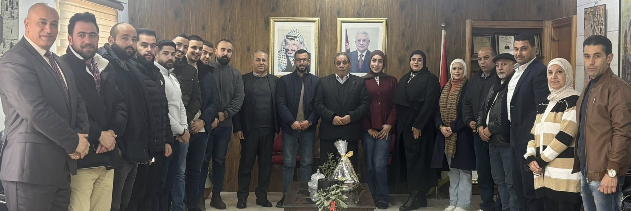 محافظ بيت لحم محمد طه أبو عليا يلتقي الشبيبة الفتحاوية في بيت لحم