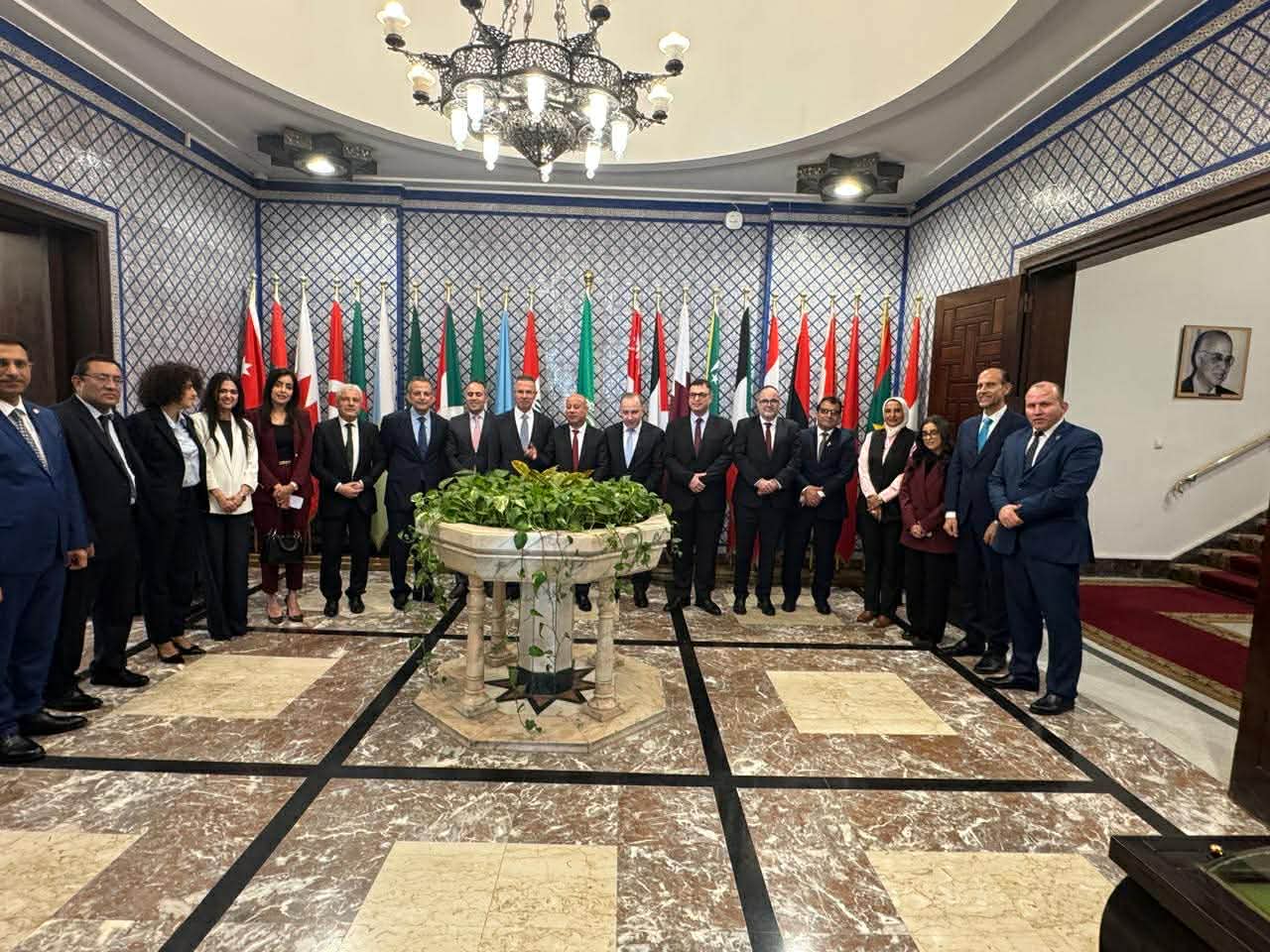 أبو هولي في مؤتمر المشرفين بالقاهرة : ضرورة تقديم مزيد من الدعم وبلورة رؤية مشتركة لتعزيز صمود اللاجئين الفلسطينيين