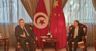 سفير الصين لدى تونس وان لي يلتقي بسفير فلسطين في تونس رامي القدومي
