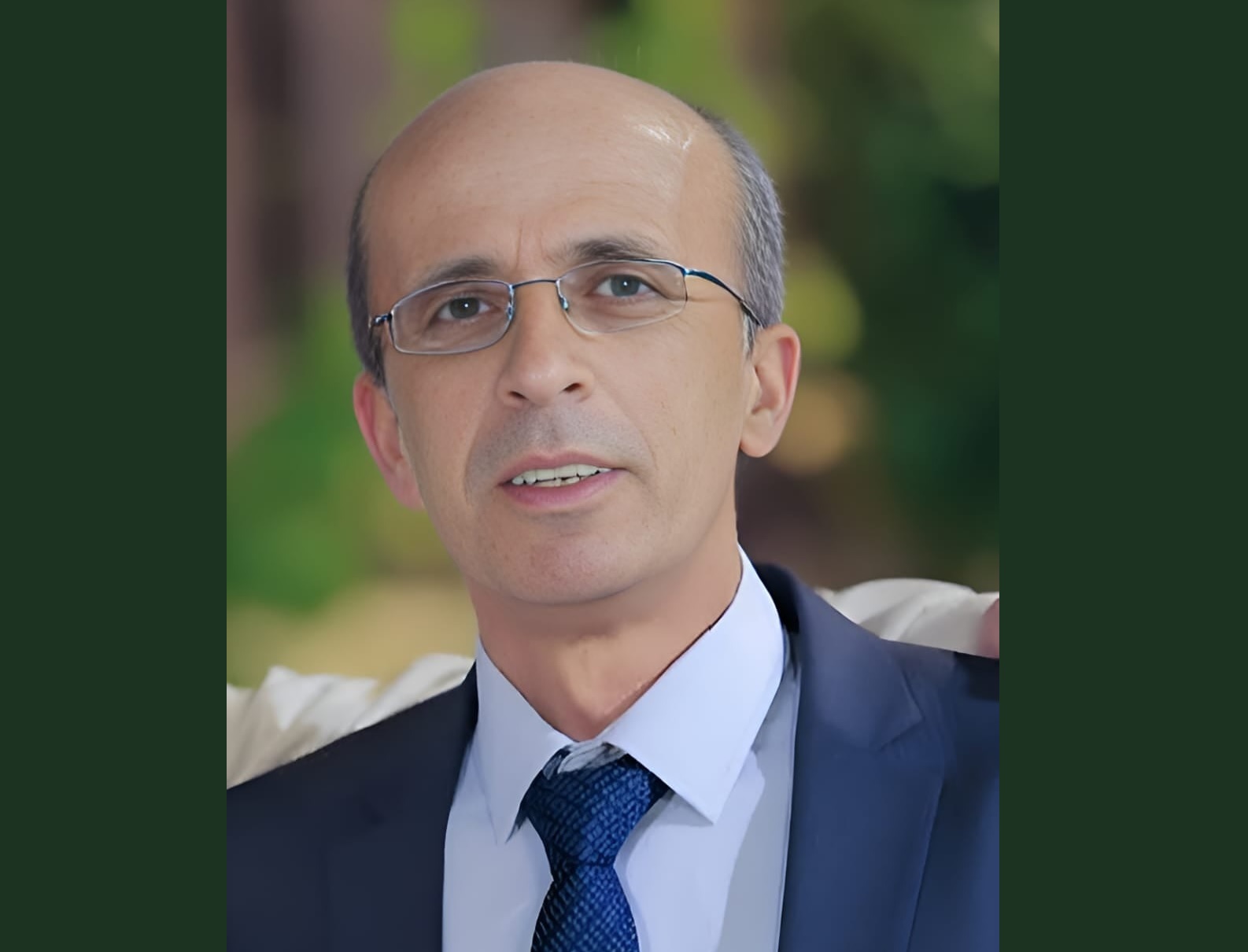 خريجون بلا عمل ، ومهن بلا مهنيين ، الجراحة العاجلة لإعادة ربط التعليم بسوق العمل في فلسطين 