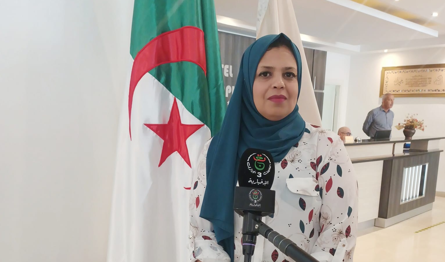 تقرير : رحلةٌ حواريّةٌ للبروفيسور سعاد بسناسي عضو المجلس الأعلى للّغة العربيّة