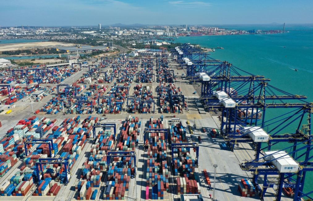 مناطق التجارة الحرة التجريبية في الصين تحقق نتائج ملحوظة في الابتكار المؤسسي بين عامي 2021 و2025