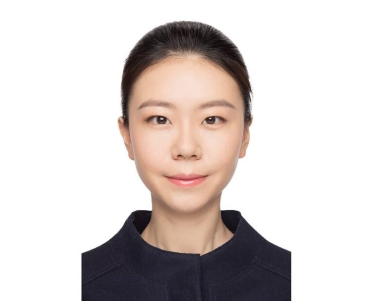 صناعة المأكولات البحرية التي تنمو في الصحراء