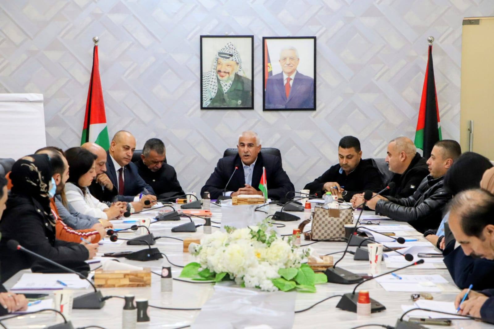 العميد داوود الحمري يفتتح ورشة عمل حول مستجدات القانون الانتخابي الجديد لتجمع العلاقات العامة في بيت لحم