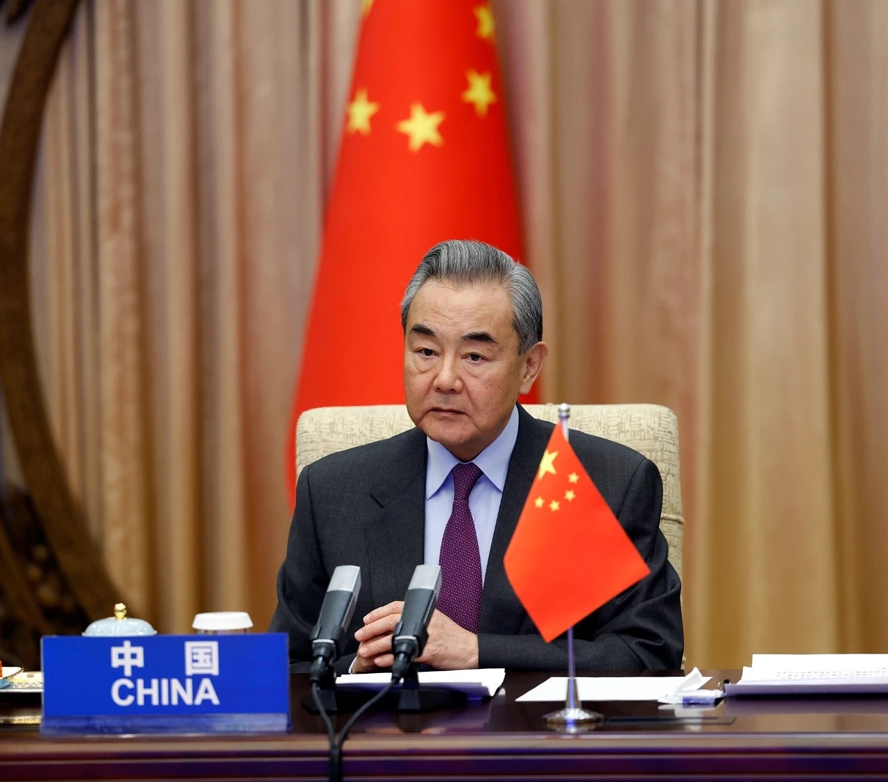 وزير الخارجية الصيني يلتقي نظيريه الكمبودي والتايلاندي في مقاطعة يوننان