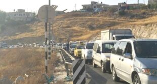 الاحتلال يغلق حاجز الكونتينر بالقرب من العيزرية