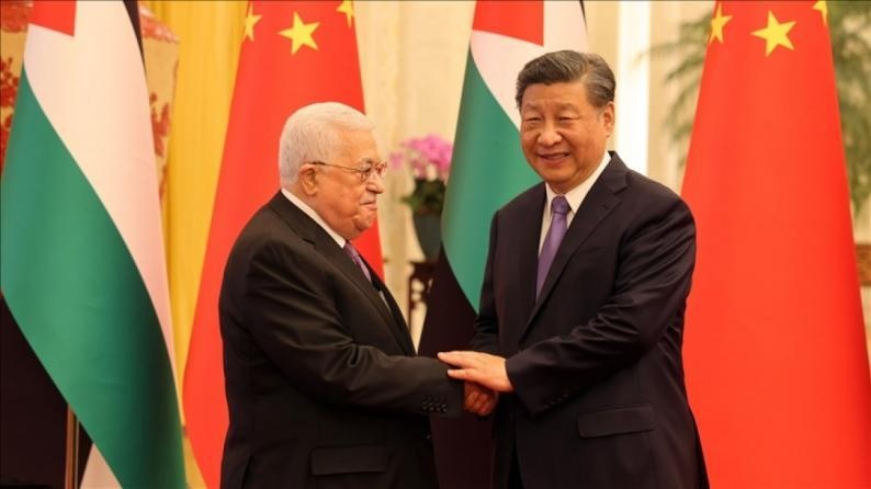الرئيس محمود عباس يشكر نظيره الصيني على تقديم 100 مليون دولار دعماً إنسانياً لفلسطين