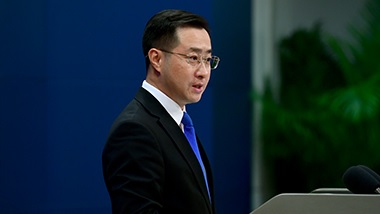 الخارجية الصينية: الصين تحث الولايات المتحدة على وقف التبادلات الرسمية مع منطقة تايوان الصينية