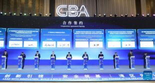 الصين : منطقة خليج قوانغدونغ-هونغ كونغ-ماكاو الكبرى تسرع وتيرة نمو اقتصاد الارتفاعات المنخفضة